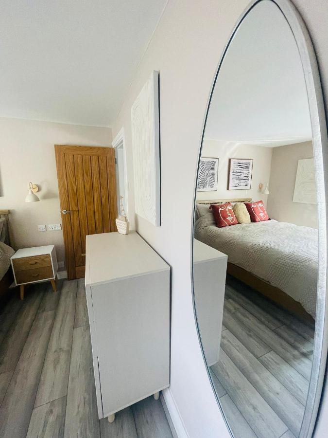 The Rambler's Rest Cottage, Parkgate, Wirral
